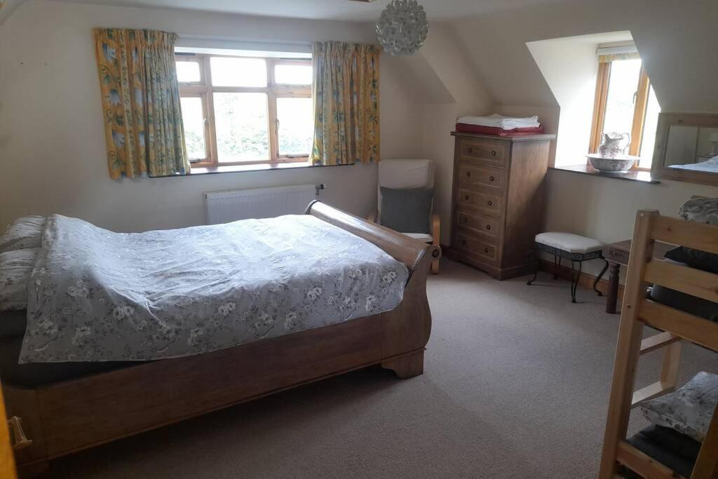 Rowan Cottages With Panoramic Views Of The Stiperstones And Walks On The Doorstep Shrewsbury Exterior foto