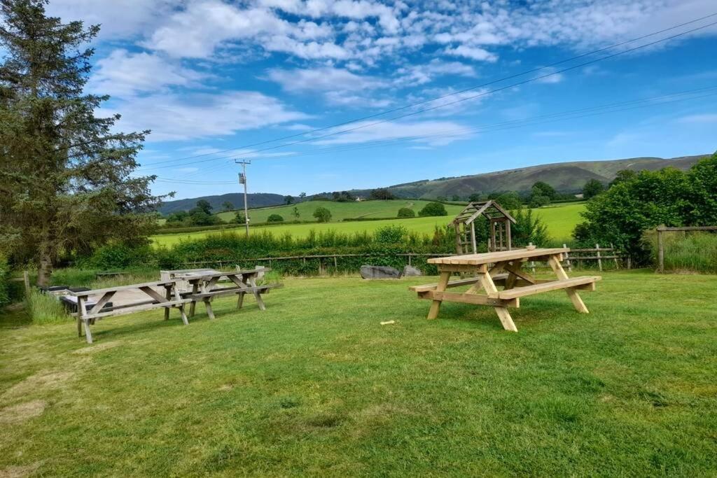 Rowan Cottages With Panoramic Views Of The Stiperstones And Walks On The Doorstep Shrewsbury Exterior foto