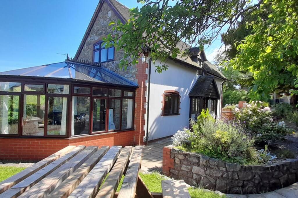 Rowan Cottages With Panoramic Views Of The Stiperstones And Walks On The Doorstep Shrewsbury Exterior foto